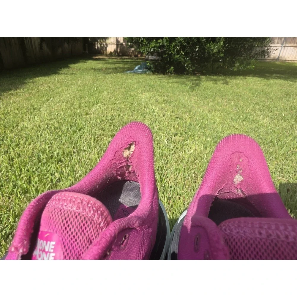 Hoka One One Mach 4 Women's Size 9 Running Shoes Festival Fuchsia
